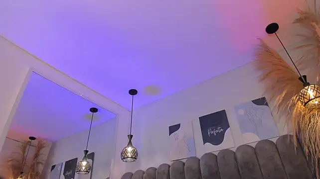 cute__cherry_'s Live XXX Chat