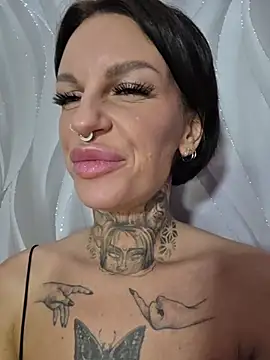 Živý XXX chat angel_devil_forever