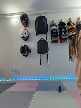 Sharon_07's Live XXX Chat