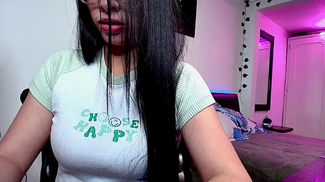 yesie_hot's Live XXX Chat