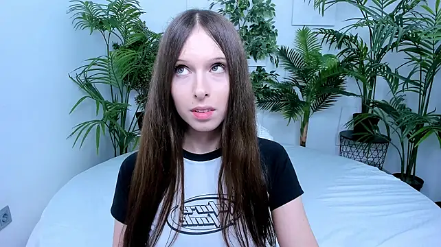 dark_k1tty Adlı Modelin Canlı XXX Sohbeti