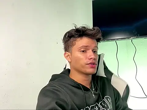 AlexxxGod Chat XXX live
