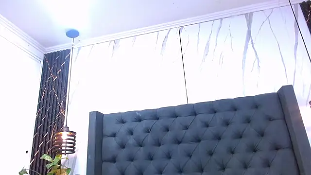 Mike_More_ Chat XXX live
