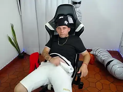 Czat XXX na żywo – 420Liam