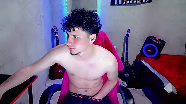 Atom_Hot Chat XXX live