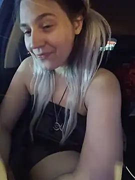 XXX chat uživo modela ScarletsWeb