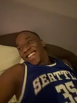 Juuhschmitt's Live XXX Chat