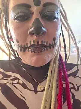 PinkTheHawk – Live XXX-chat