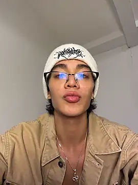 Онлайн чат XXX ajordanR