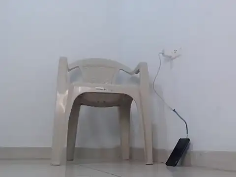XXX chat uživo modela masterbrave420