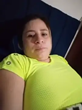 XXX chat uživo modela Shy_Velvet26