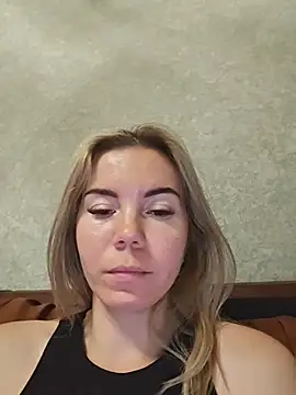 Eva88x live XXX chat