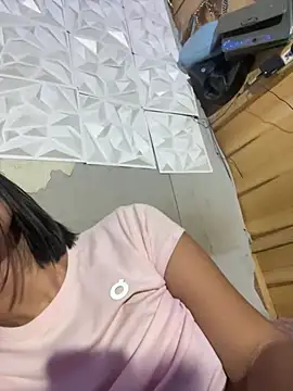 Fuckable_April69's Live XXX Chat