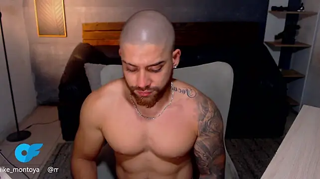 Mike_montoya01's Live XXX Chat