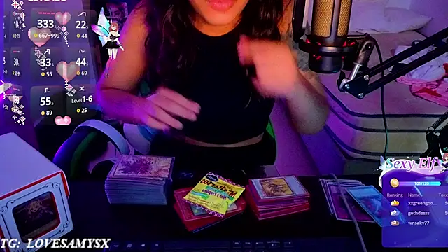 LovelyamyyのライブXXXチャット