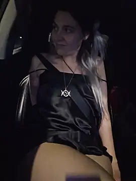 XXX chat uživo modela ScarletsWeb