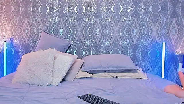 AbellaFox_'s Live XXX Chat