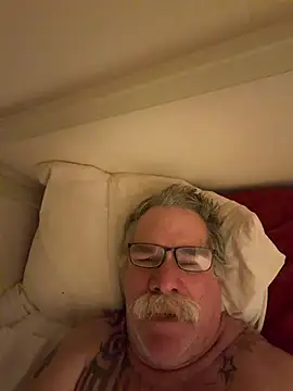 Caesar_Baxter Live XXX-chat