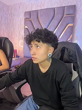 Živý XXX chat ian_mathias_