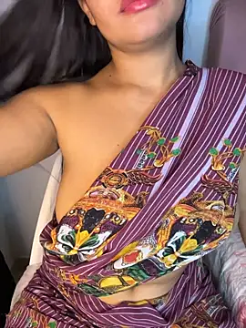 XXX chat uživo modela shara_queen1