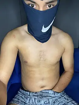HM_hot Adlı Modelin Canlı XXX Sohbeti