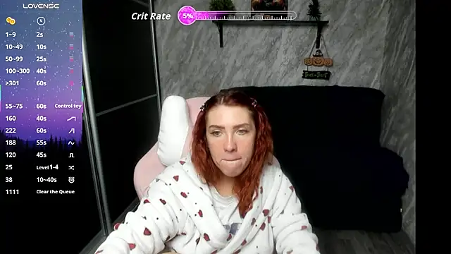 Reginasmilee Chat XXX in diretta