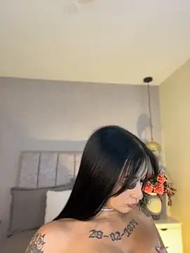 kathecute__ élő XXX-chatje