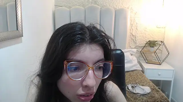Allyshon_: онлайн-секс-чат
