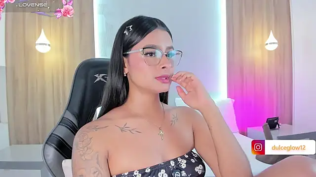 Chat XXX en directo de dulce_glow_