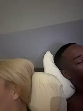 Juuhschmitt Chat XXX live