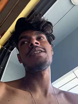 Chat XXX ao vivo de GunSlay