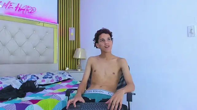 JustinSecretn Live XXX chat