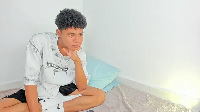 צ'אט XXX בשידור חי של Taley_Carter