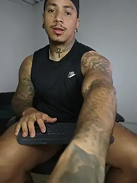 แชท XXX สดของ David_tatto1