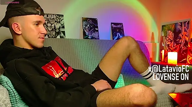 Chatroom XXX en direct de Midnighter_