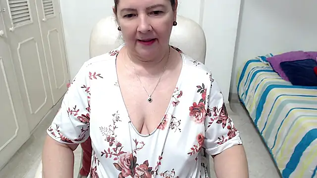 leonela_69 – Live XXX-chat