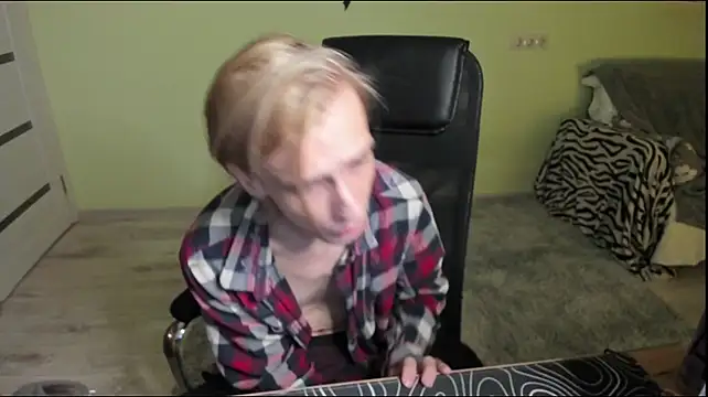 Rick_Reed live XXX chat