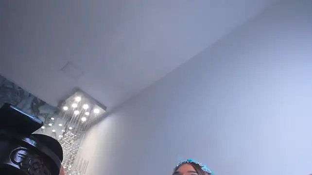 Sophi_Johnson – Naživo XXX chat