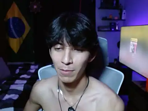 AvenaBoy's Live XXX Chat