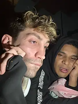 XXX chat uživo modela GrouchyMathew