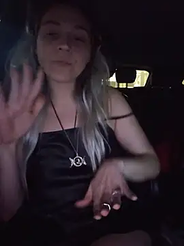 ScarletsWeb XXX чат на живо