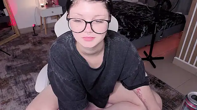 Chat +18 de MileyRood ao vivo