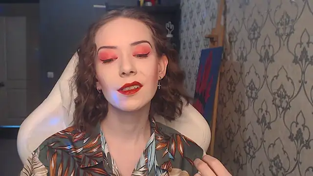 FascinatingEyess élő XXX-chatje
