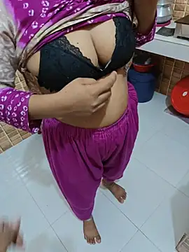 Younger_Couples' Live XXX Chat