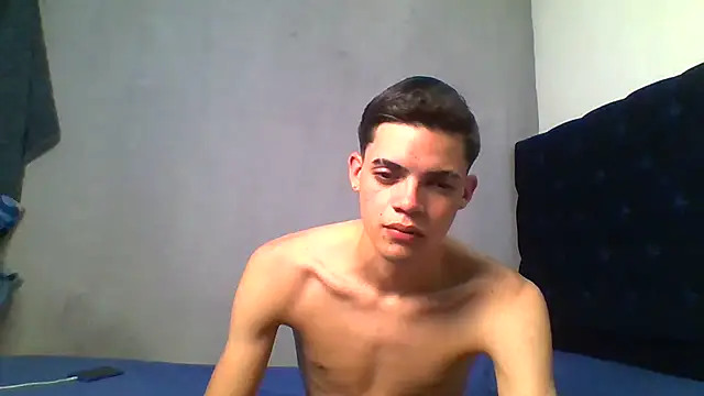 Latinos_2001 live XXX chat