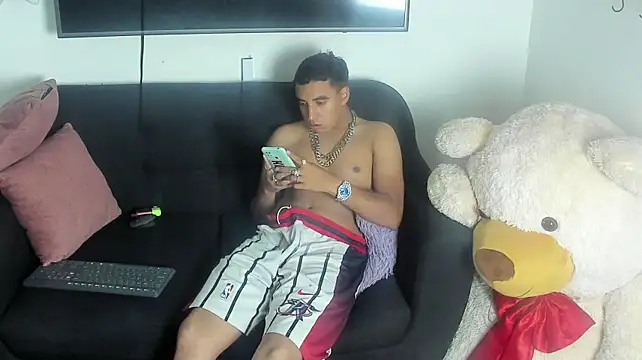 Онлайн чат XXX ethan_zone