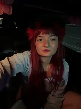 princessmoon129 Show in webcam