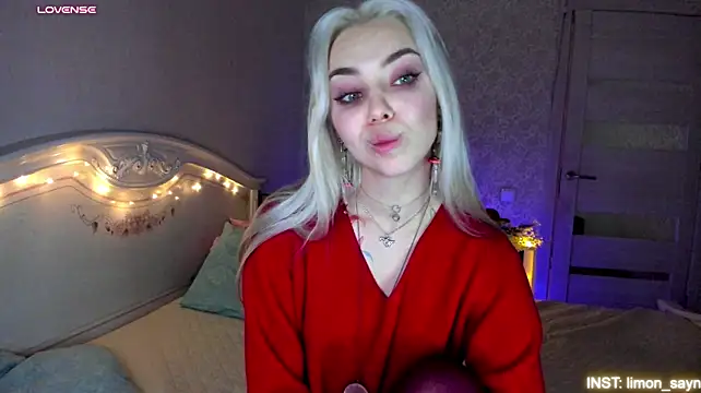 Chat XXX en directo de LillyMoure_