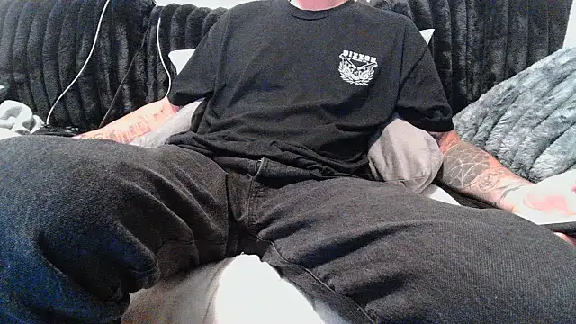 JohnnyKorrupt_'s Live XXX Chat