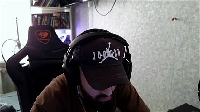 _Serious_Man Live XXX-Chat